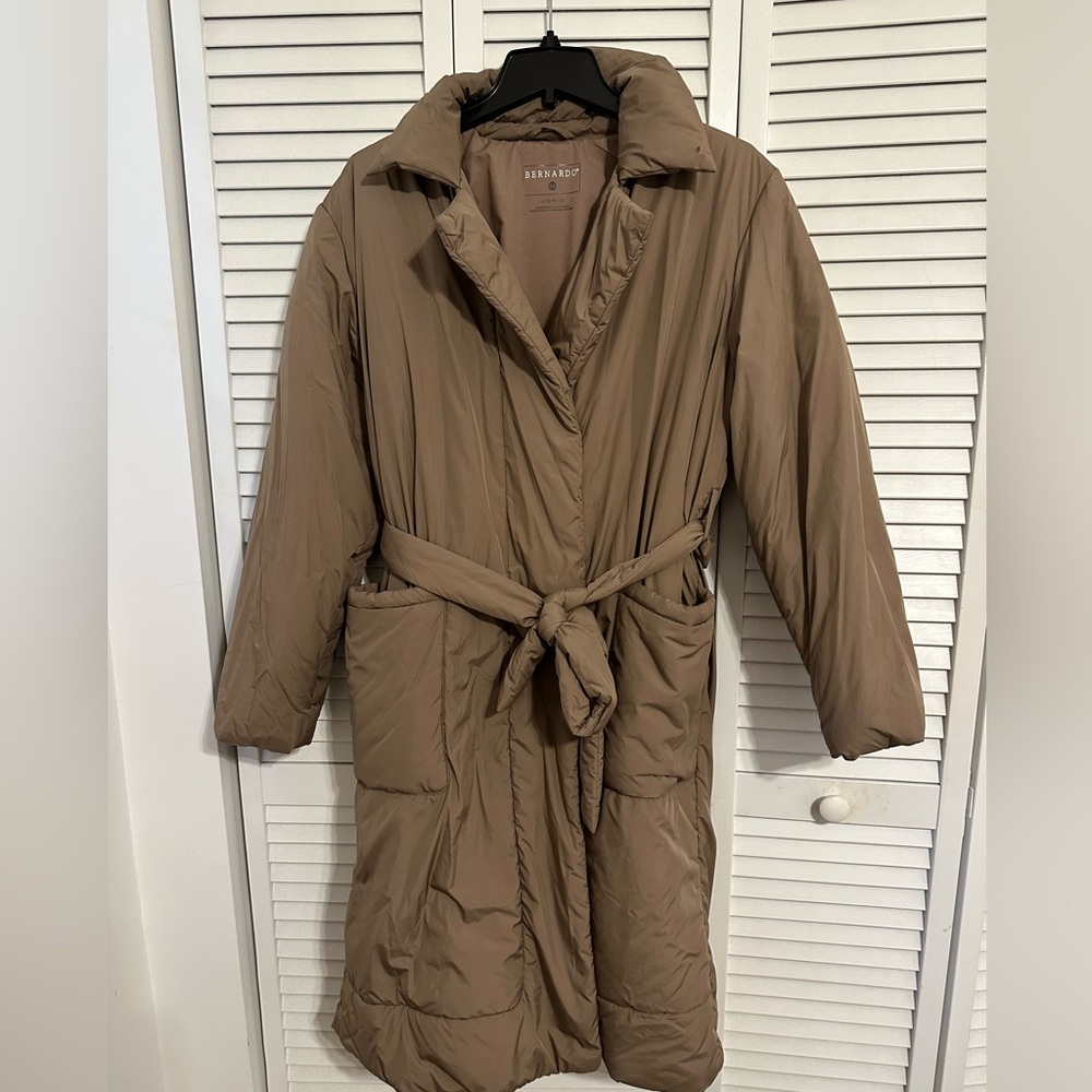 Bernardo puffy long coat - size L